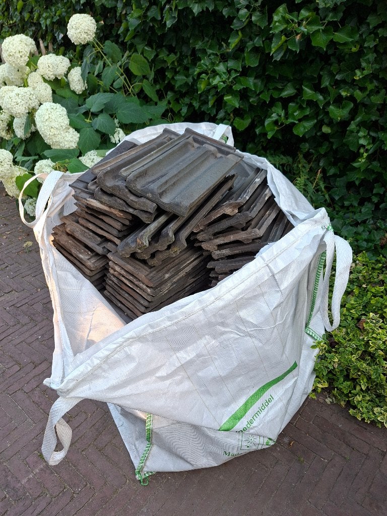 Vlakke Mulden Jos Kurstjens, Ophalen, Gebruikt, 5 tot 10 m², Dakpannen