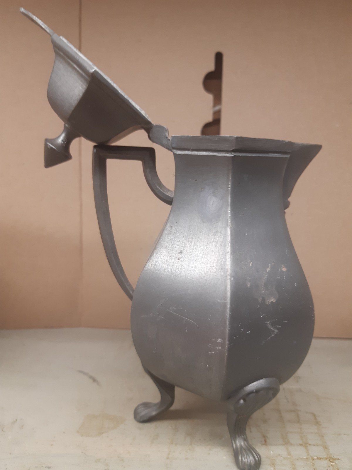 Antieke tinnen koffiekan met sierlijke poten, Antiek en Kunst, Ophalen