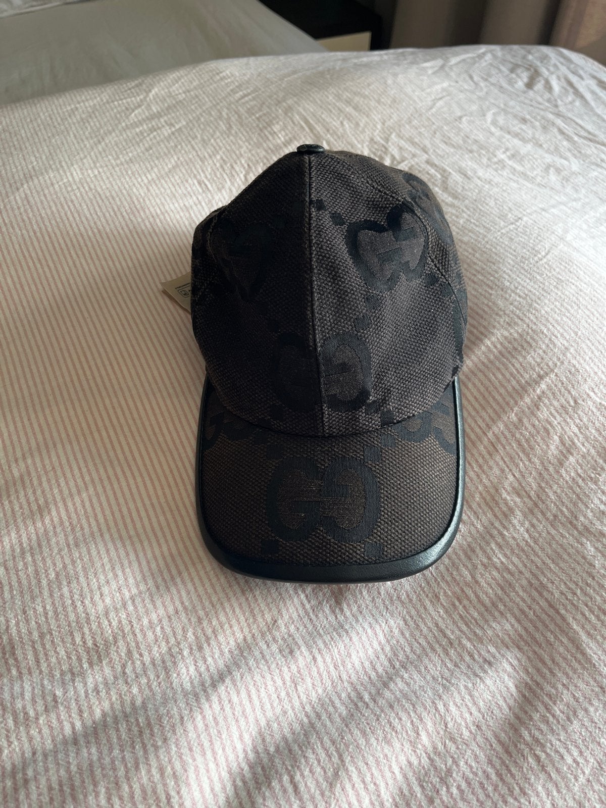 Gucci pet GG zwart, Ophalen of Verzenden, Gedragen, Pet