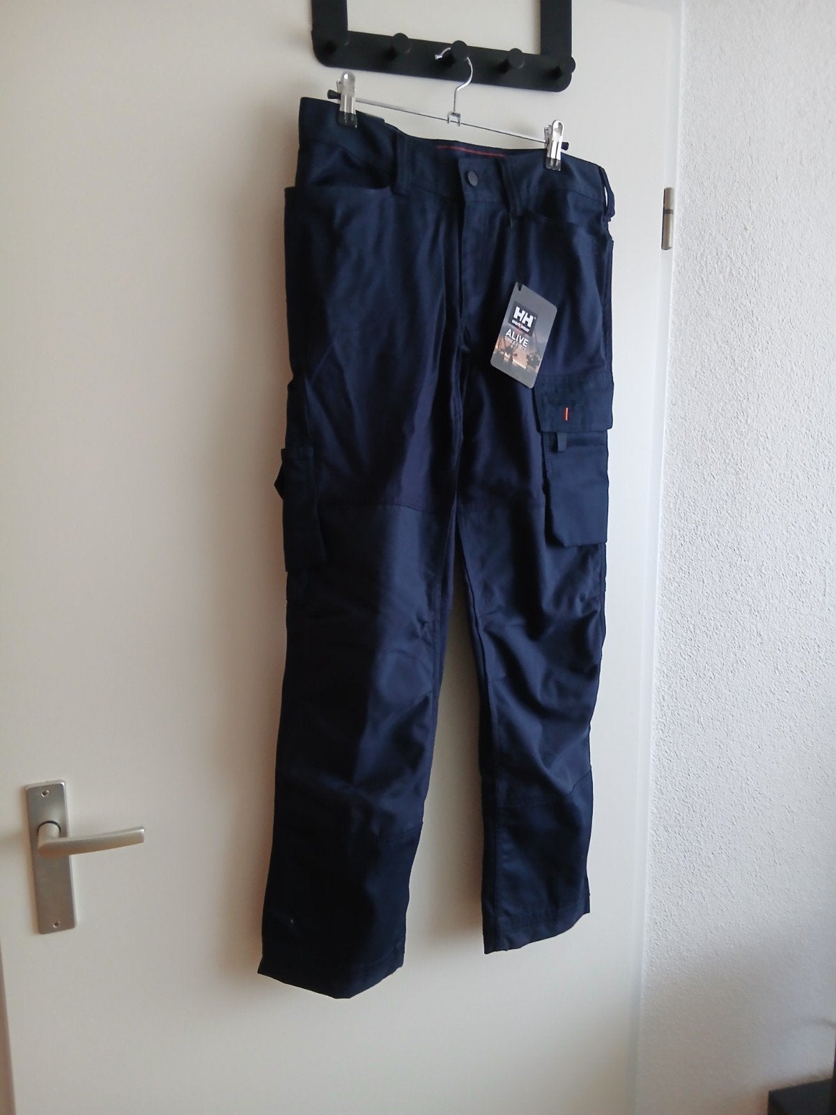 Blauwe werkbroek mét kaartjes van Helly Hansen. Maat C46., Helly Hansen, Nieuw, Broek, Heren