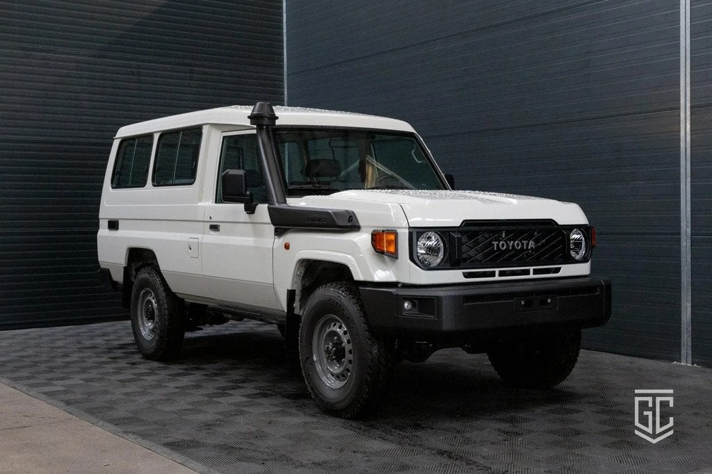 Toyota Land Cruiser GRJ78 M/T, Auto's, 228 pk, Stof, Gebruikt, Wit