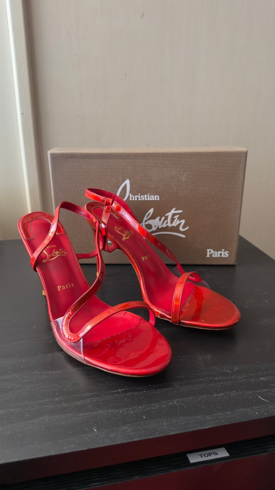 Christian Louboutin hakken maat 43/ 44, Nieuw, Ophalen of Verzenden, Schoenen met hoge hakken, Rood