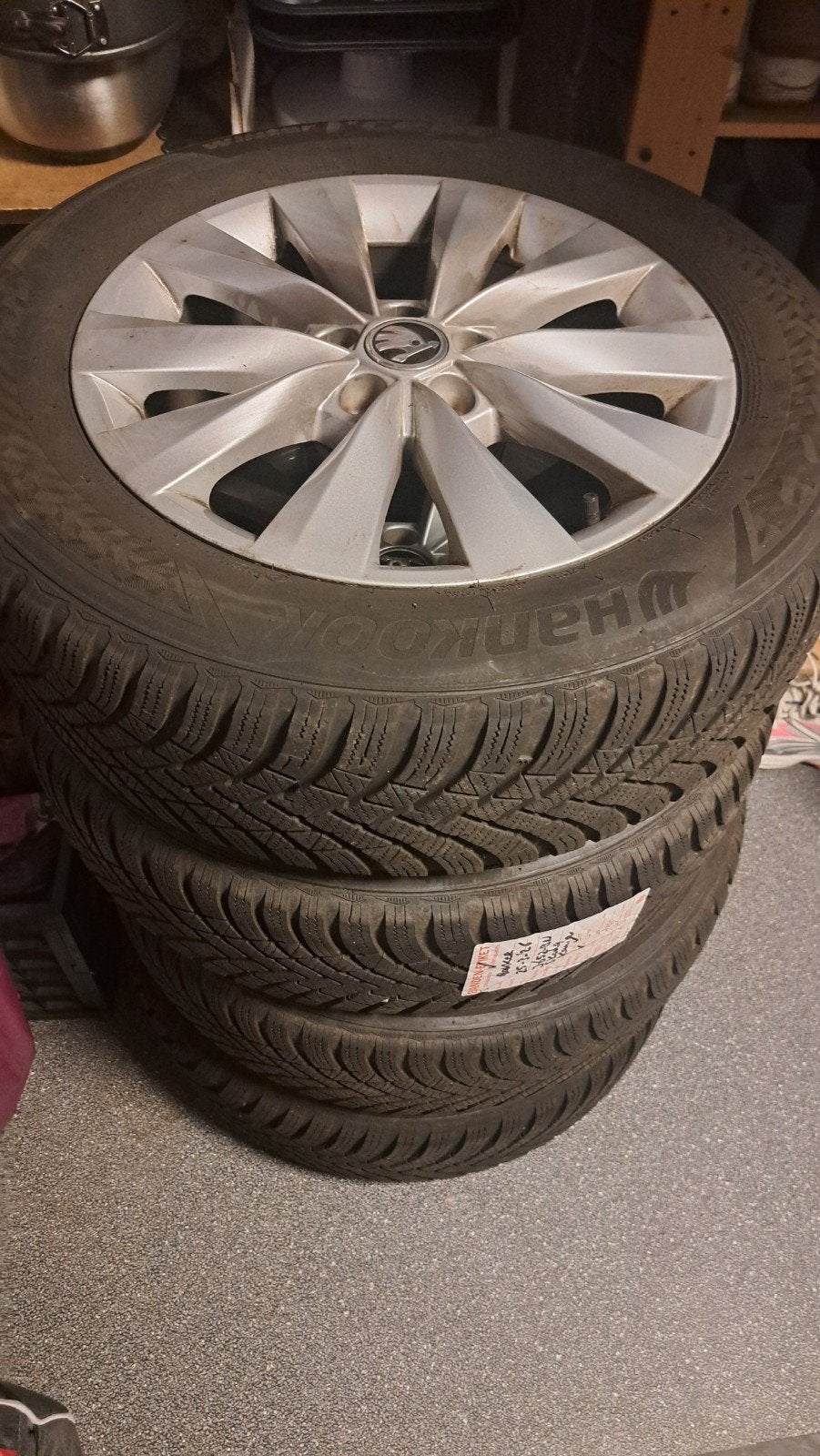 Skoda Kamiq, Winterbanden met orginele Skoda velgen - Hankoo, Auto-onderdelen, Banden en Velgen, Ophalen, Gebruikt, 16 inch, Banden en Velgen