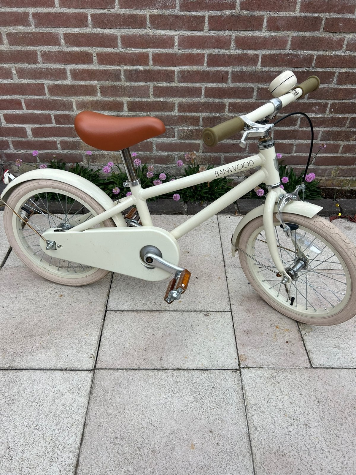 Banwood fiets 16 inch, Fietsen en Brommers, Ophalen, Zo goed als nieuw, Terugtraprem, 16 tot 20 inch