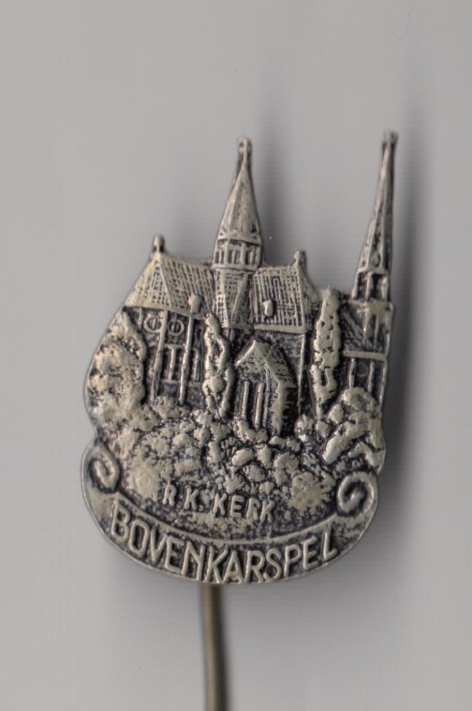 Bovenkarspel RK Kerk speldje, Verzamelen, Speldjes, Pins en Buttons, Gebruikt, Niet vindbaar, Niet vindbaar, Speldje of Pin