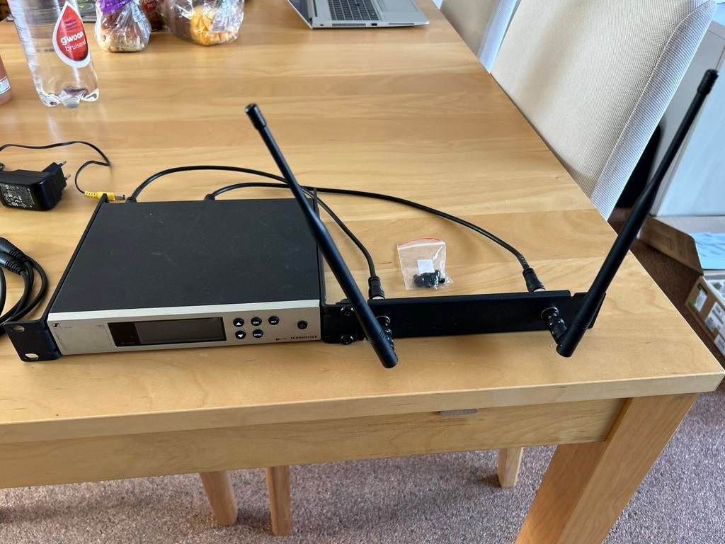Sennheiser ew 100 G4-CI1 E-Band Draadloos gitaarsysteem, Muziek en Instrumenten, Ophalen of Verzenden, Zo goed als nieuw