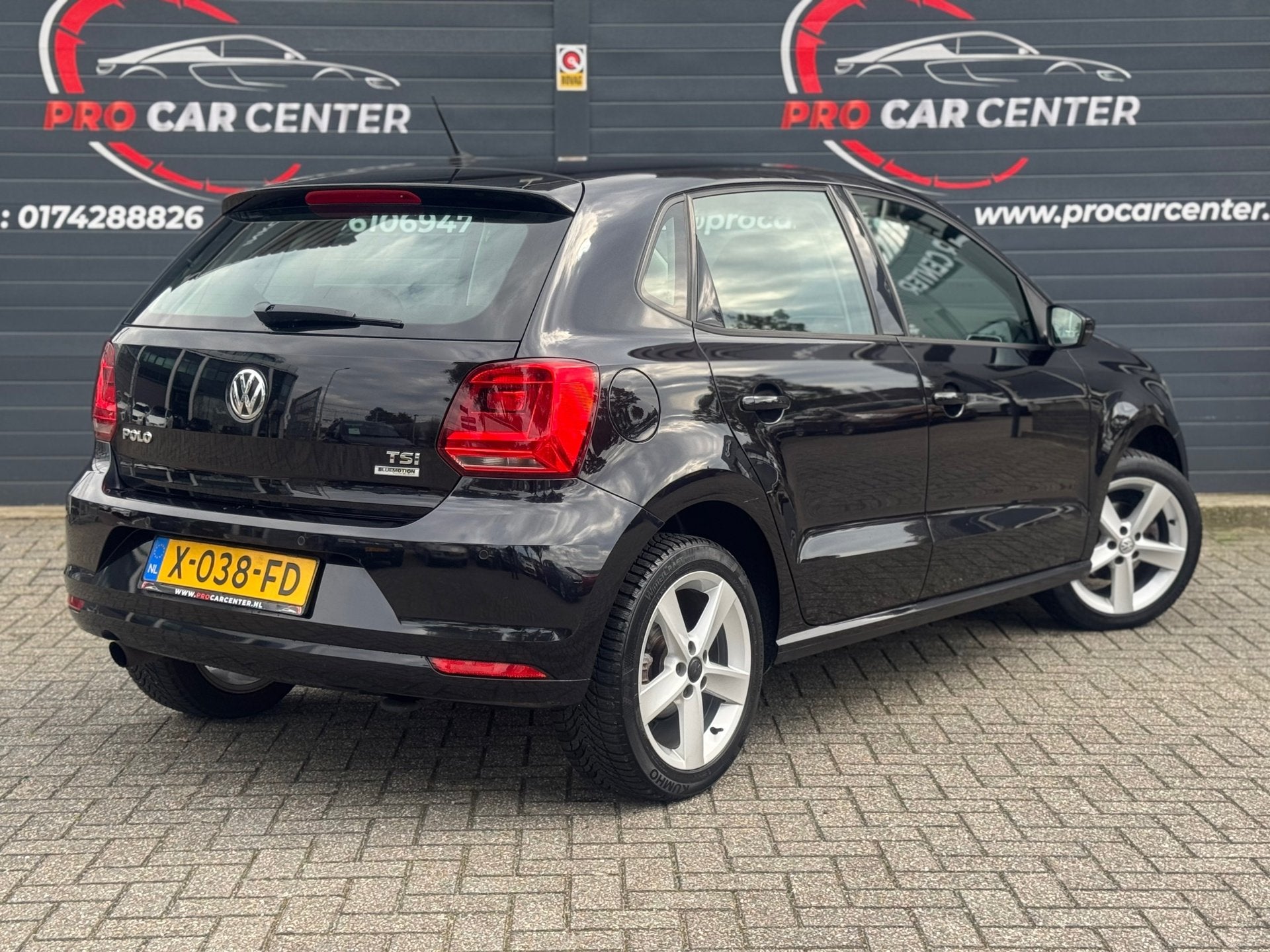 Volkswagen Polo 1.2 TSI Highline Climate | Cruise | Stoelver, Auto's, Euro 6, 4 cilinders, Zwart, Bedrijf