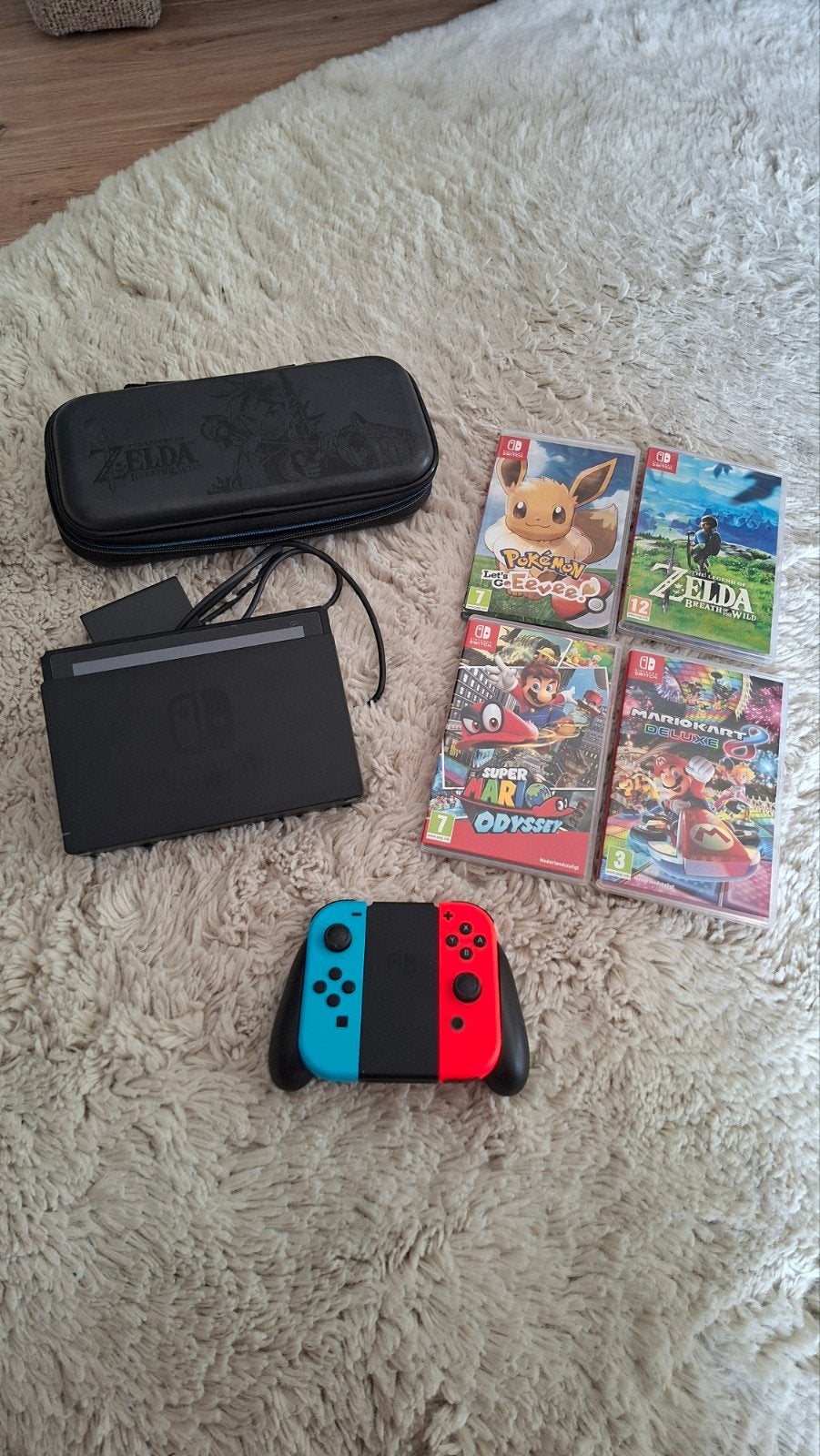 Nintendo Switch + 4 games + ProController + Zelda Controller, Ophalen, Met games, Zo goed als nieuw, Switch Original