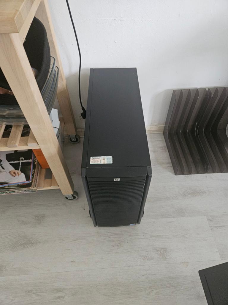 HP ProLiant ML350 G6 tower server - Hobby server, Computers en Software, Servers, Ophalen, 2 tot 3 Ghz