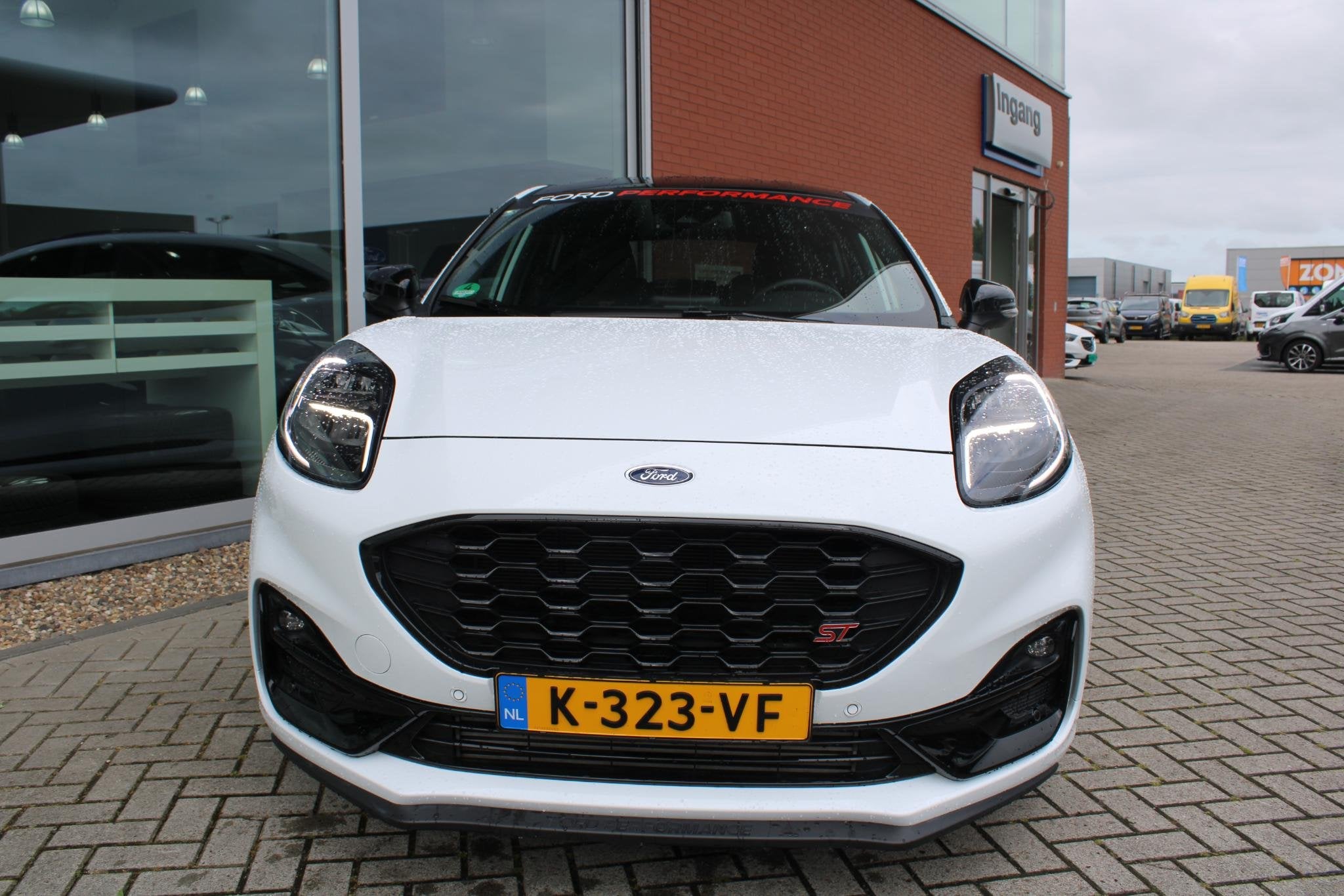 Ford Puma 1.5 EcoBoost ST-X | 200pk | NL auto | Trekhaak | C, Auto's, Ford, Voorwielaandrijving, 1258 kg, Leder en Stof, Wit