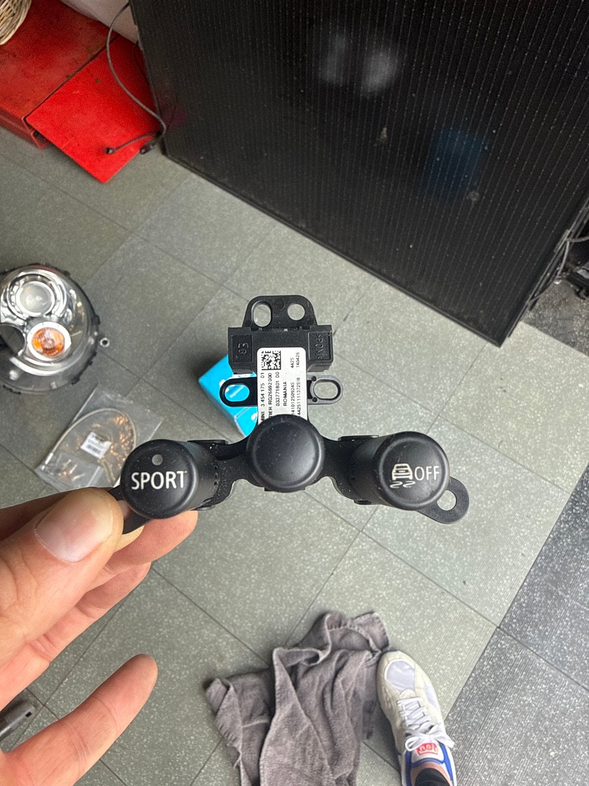Sportknop Mini Cooper S R56 - Pops & Bangs, Zwaarder Sturen, Ophalen of Verzenden, Gebruikt, Mini