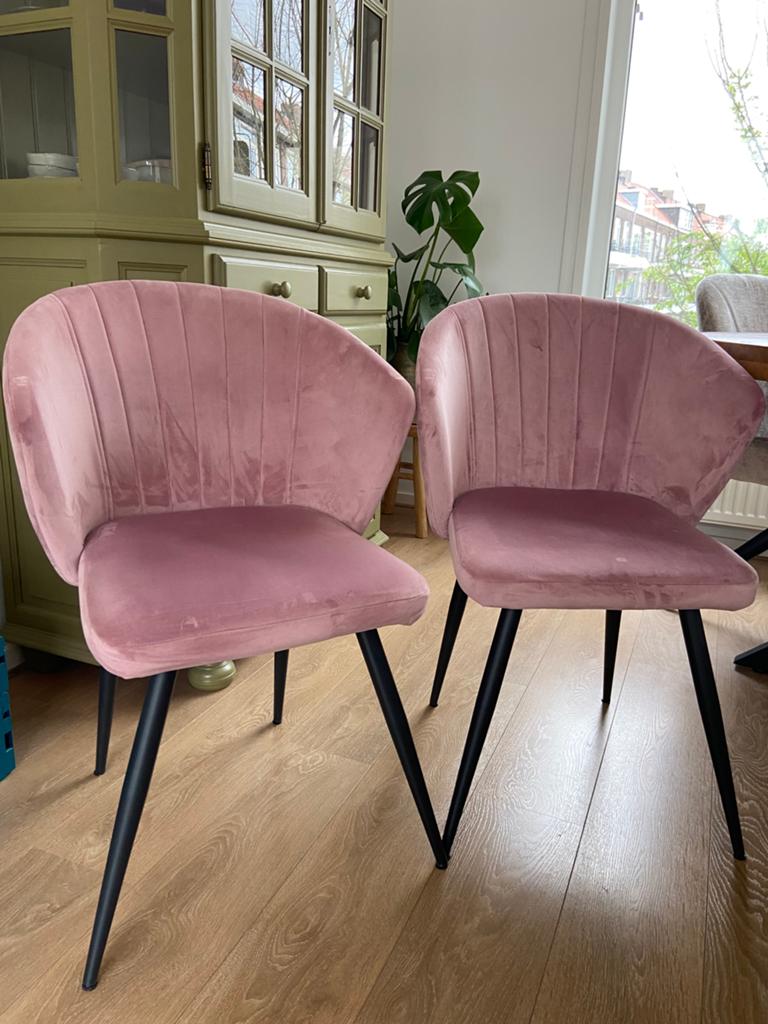 Twee velvet roze eetkamerstoelen, Huis en Inrichting, Ophalen, Gebruikt, Twee, Overige kleuren