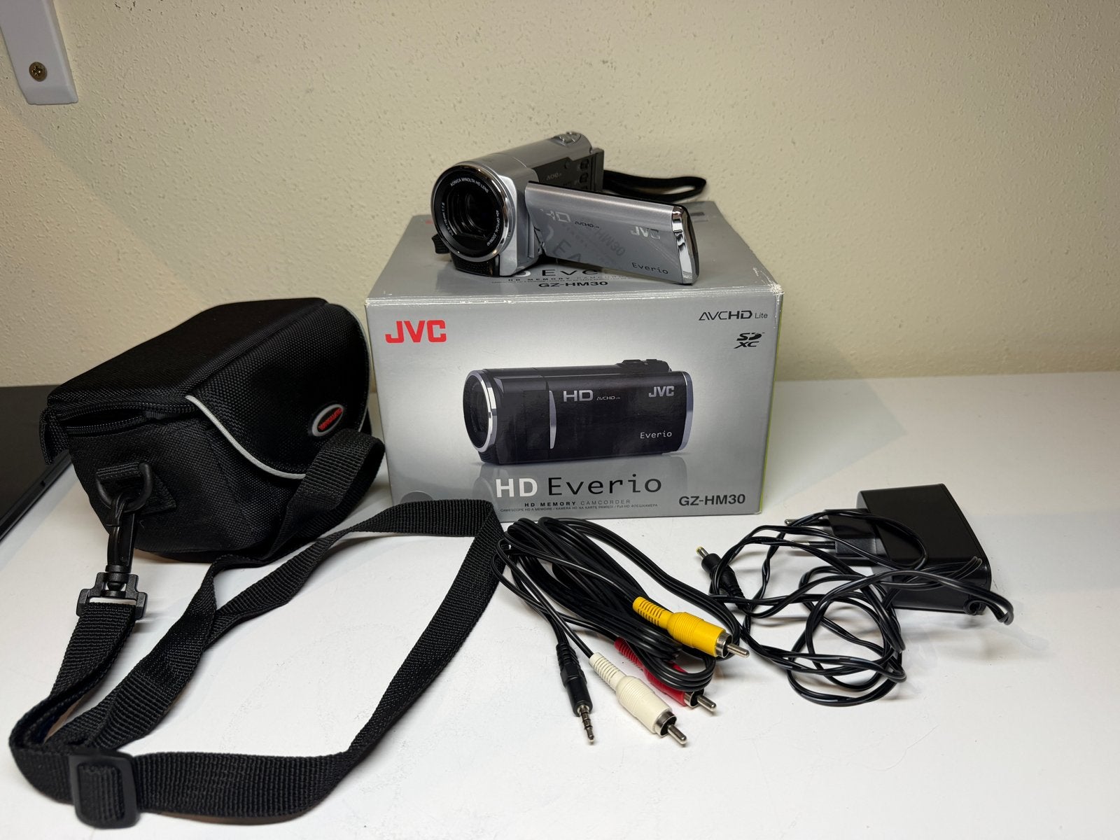 JVC Everio GZ-HM30 HD Camcorder met accessoires, Full HD, JVC, 20x of meer, Overige soorten