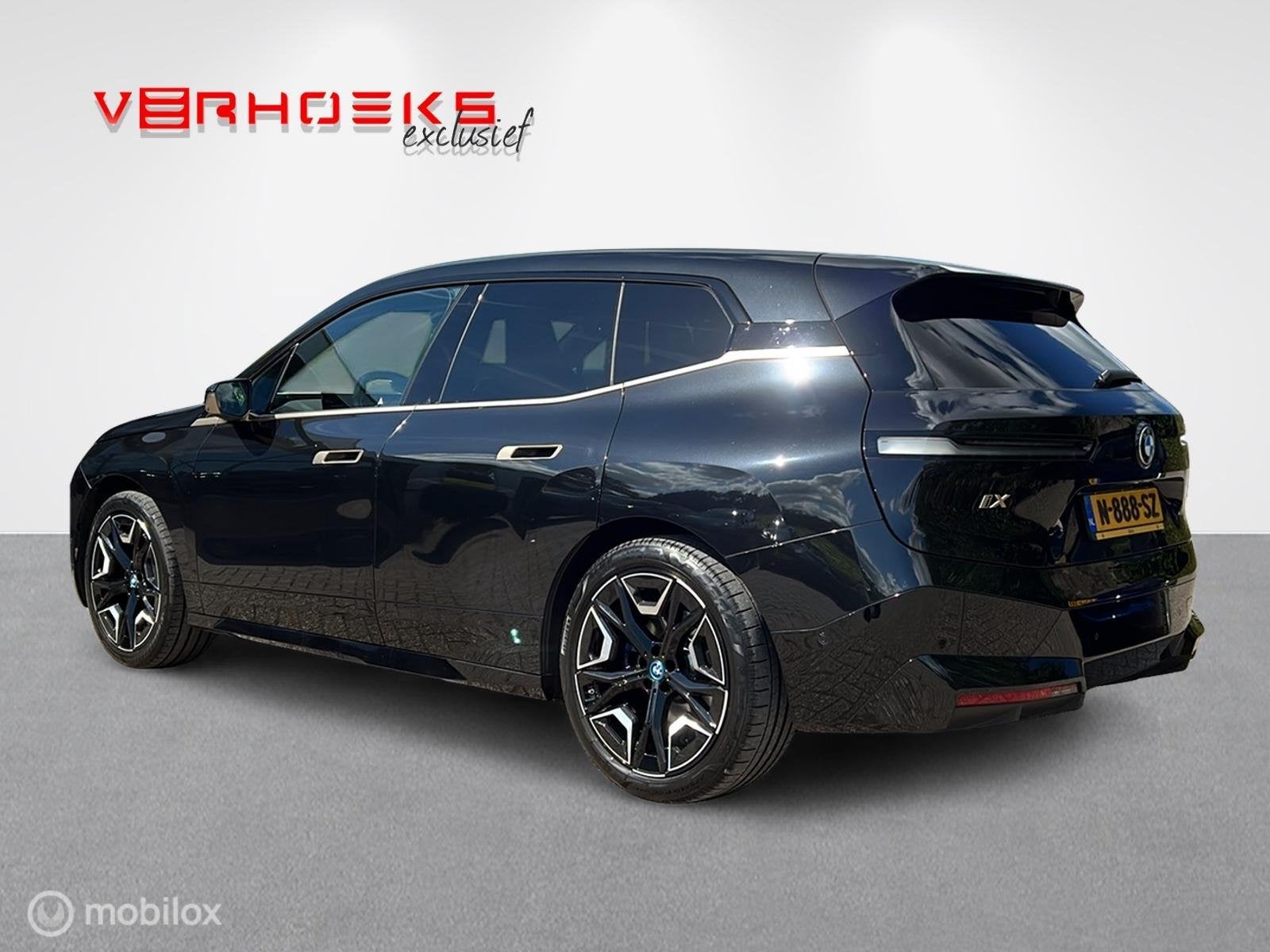 BMW iX xDrive40 High Executive Pano Harman/Kardon Trekhaak, Automaat, Gebruikt, Adaptive Cruise Control, Zwart