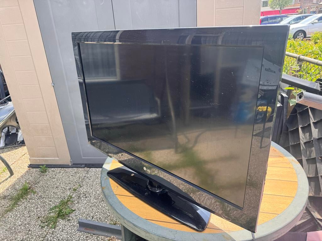 LG 37LG2100 LCD TV - 37 inch (94 cm), Ophalen, 50 Hz, 80 tot 100 cm, Zo goed als nieuw