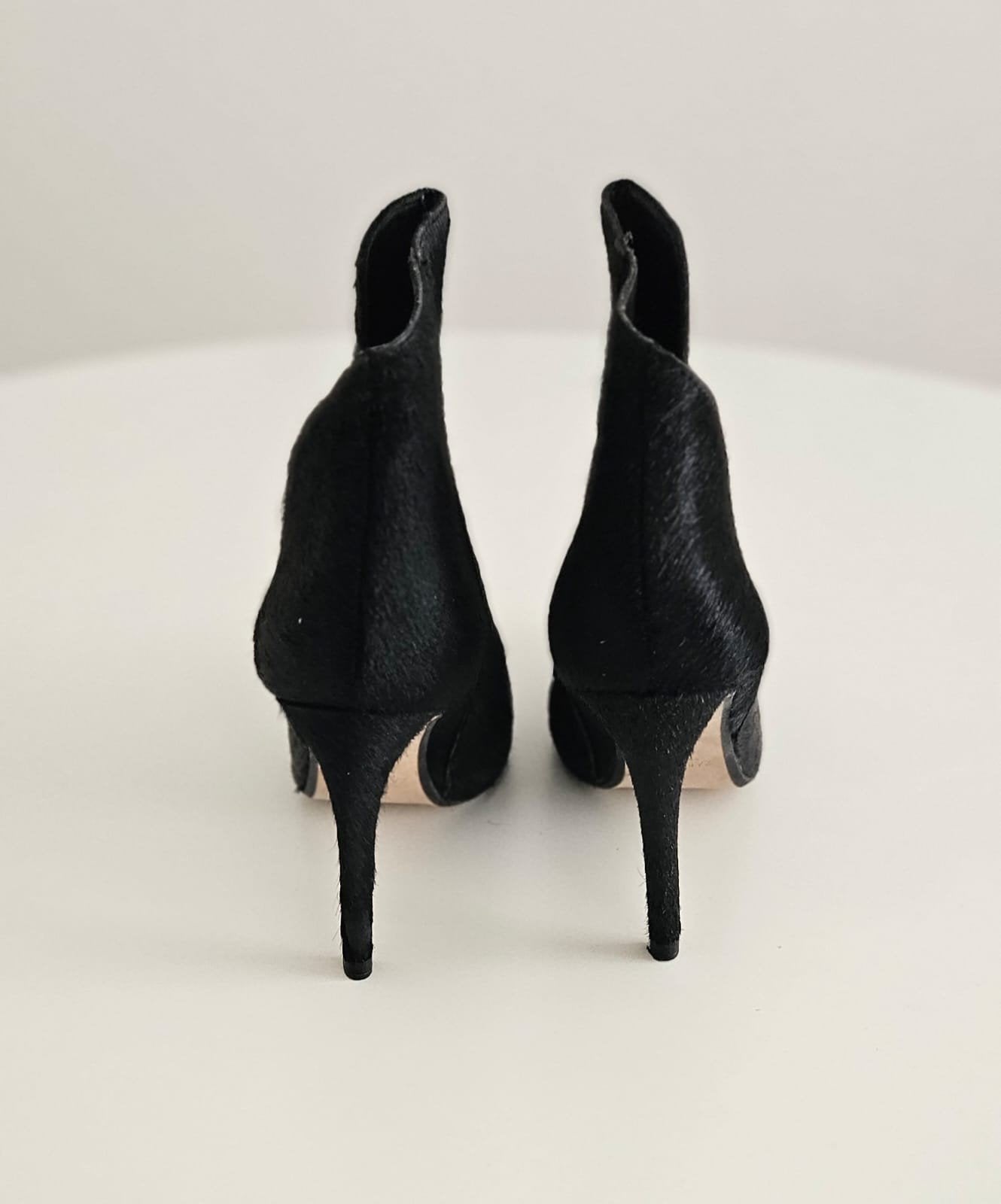 Zara enkel laarsjes, Kleding | Dames, Schoenen, Ophalen of Verzenden, Zo goed als nieuw, Zwart