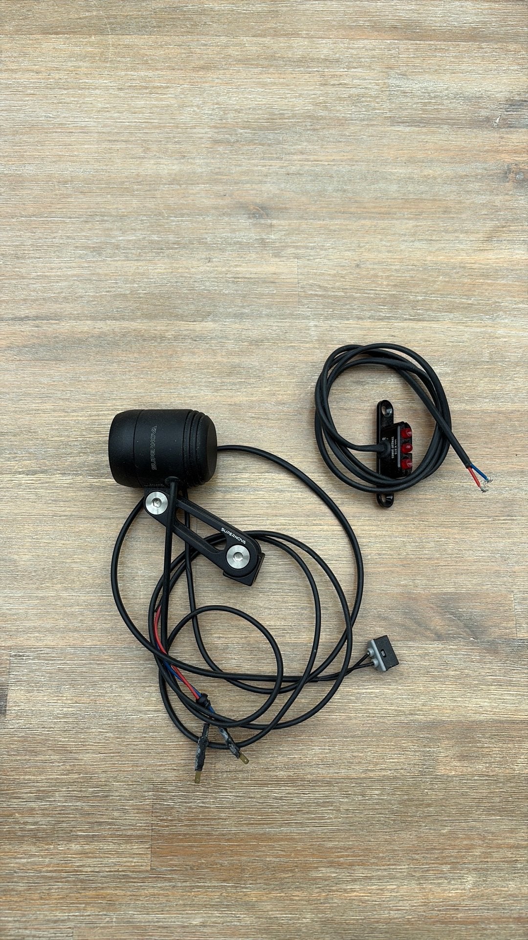 Supernova E3 Plus Koplamp & E3 achterlicht, Ophalen of Verzenden, Gebruikt, Stadsfiets, Verlichting