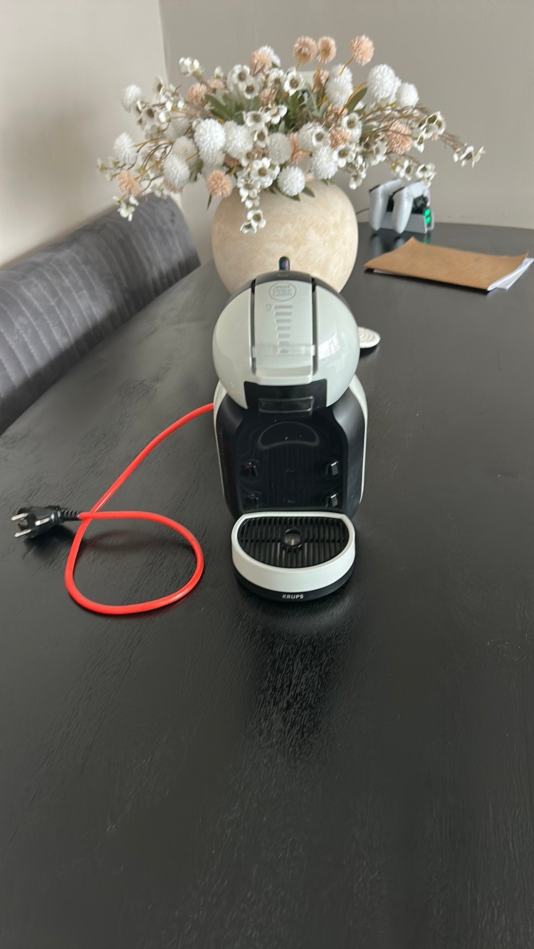 Nescafe dolce gusto, Koffiemachine, Ophalen of Verzenden, Zo goed als nieuw, 1 kopje