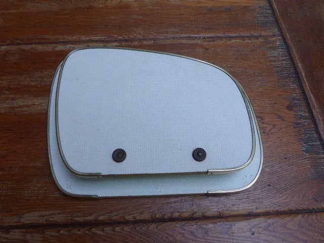 Vintage krantenhouder