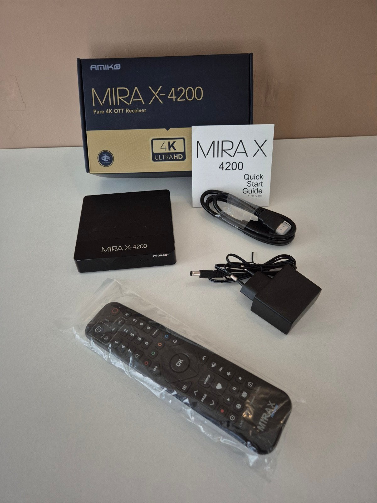 Amiko Mira X-4200 iptv 4k ultra hd, Ophalen of Verzenden, Zo goed als nieuw, HDMI, Minder dan 500 GB