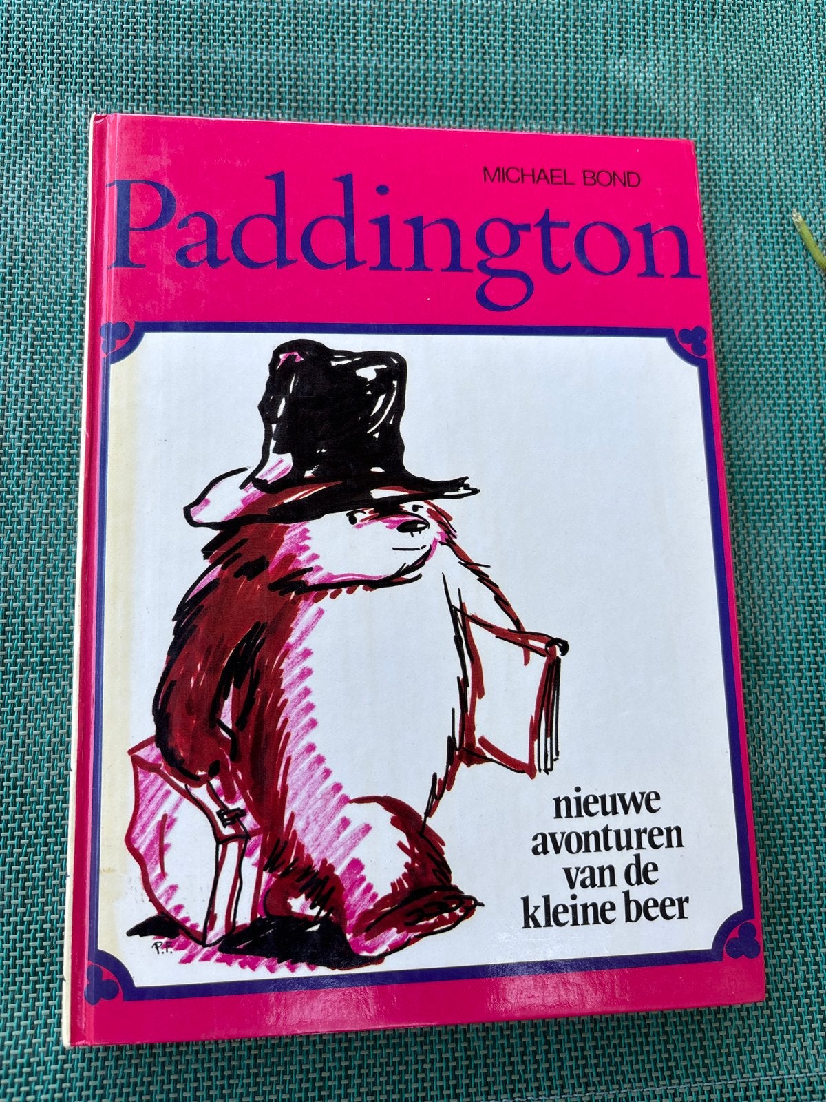Paddington: Nieuwe avonturen van de kleine beer, Ophalen of Verzenden, Gelezen, Fictie algemeen