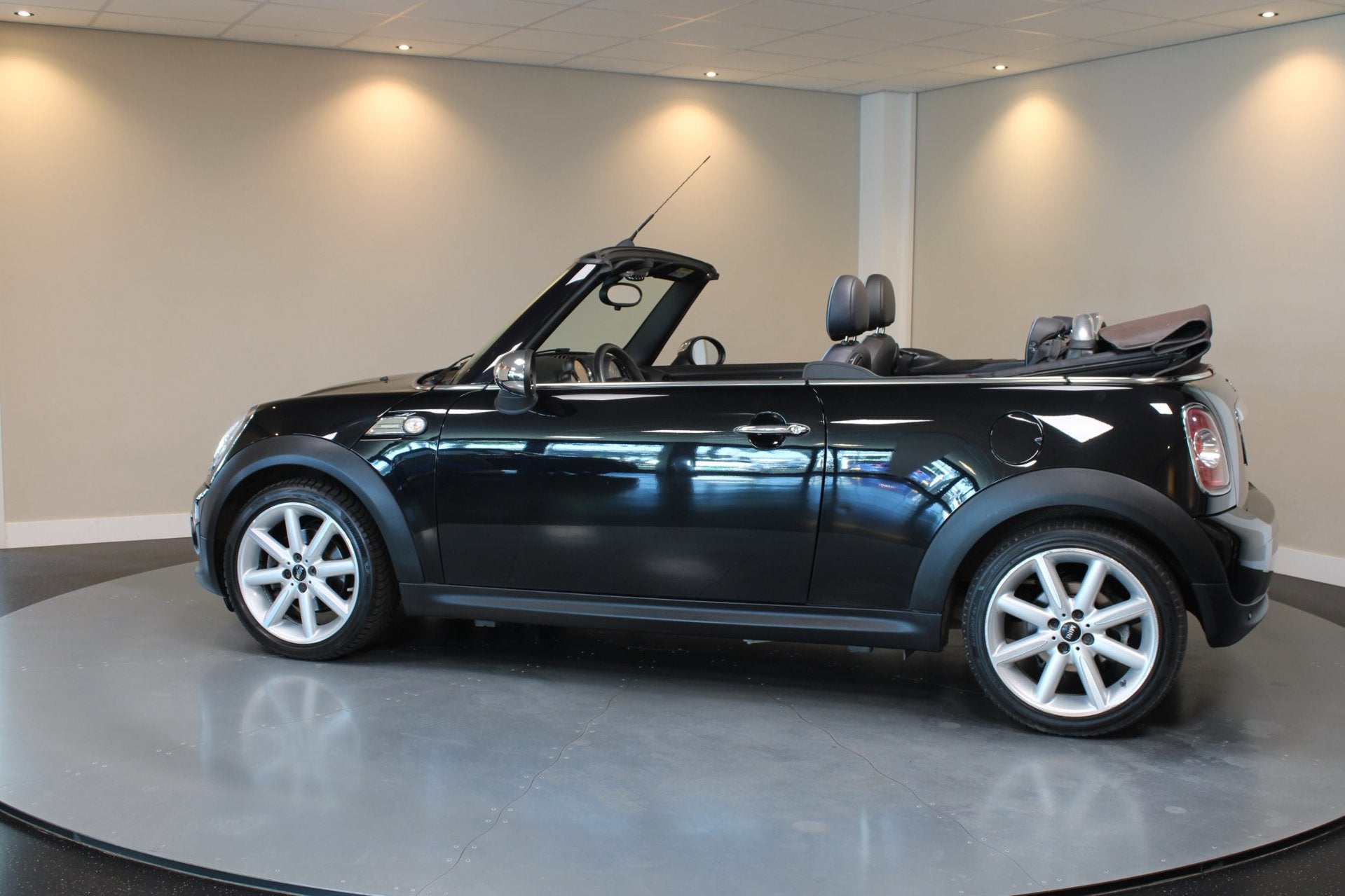 Mini Cabrio 1.6 Cooper Highgate *Special Edition* Leer|Stoel, Automatische klimaatregeling, Gebruikt, Euro 6, 4 cilinders