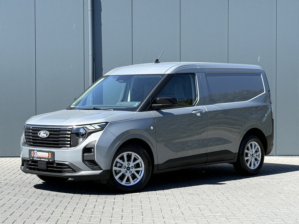 Ford Transit Courier 1.0 EcoBoost 101 PK / LIMITED / BENZINE, Voorwielaandrijving, 15 km/l, Gebruikt, Euro 6