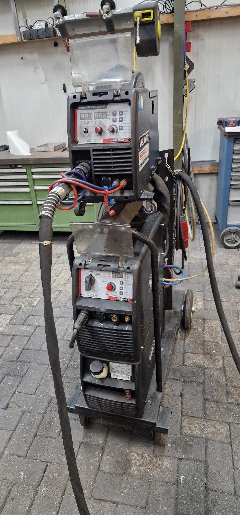 WELDKAR 5040 F  SYNERGIC, Doe-het-zelf en Verbouw, Gereedschap | Lasapparaten, Ophalen, Gebruikt, 250 ampère of meer, Overige typen