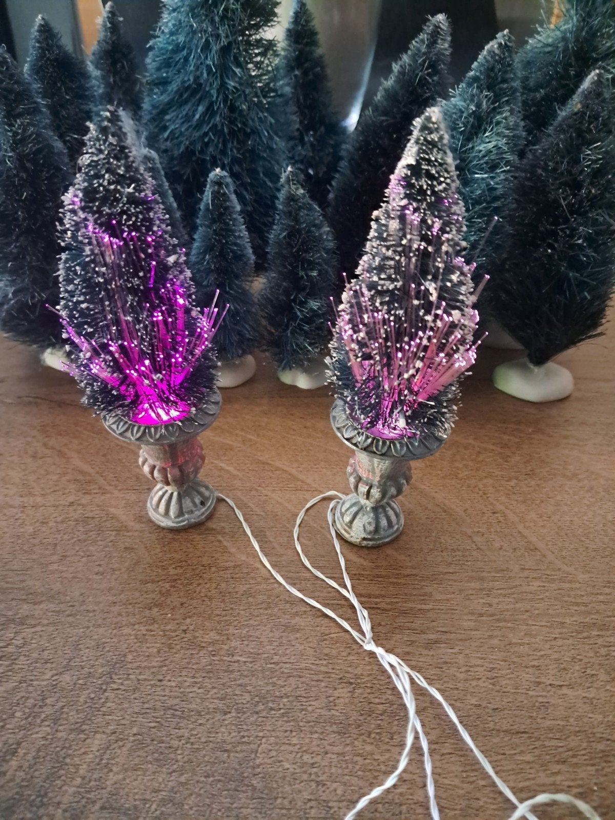 Intratuin 2 kerstbomen in pot met verlichting kerstdorp, Ophalen