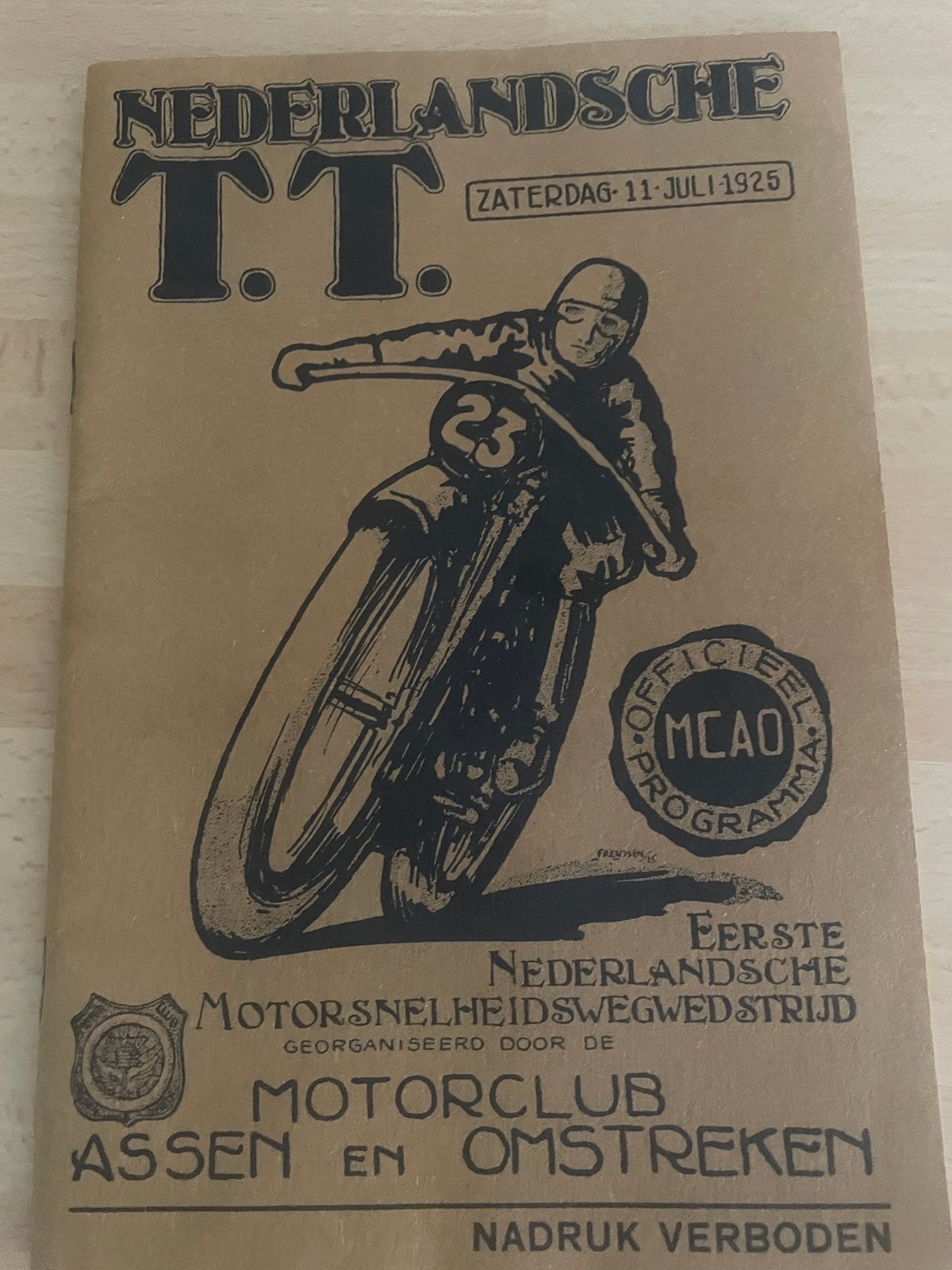 Replica van TT programmaboekje 1e TT  1925, Boeken, Verzenden, Gelezen
