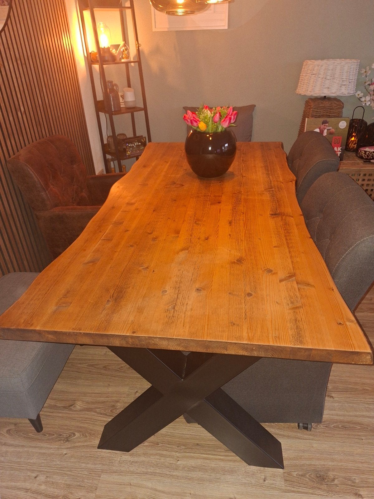 Te koop nog mooie boomstamtafel in goede staat!, Ophalen, Gebruikt, Minder dan 4 stoelen