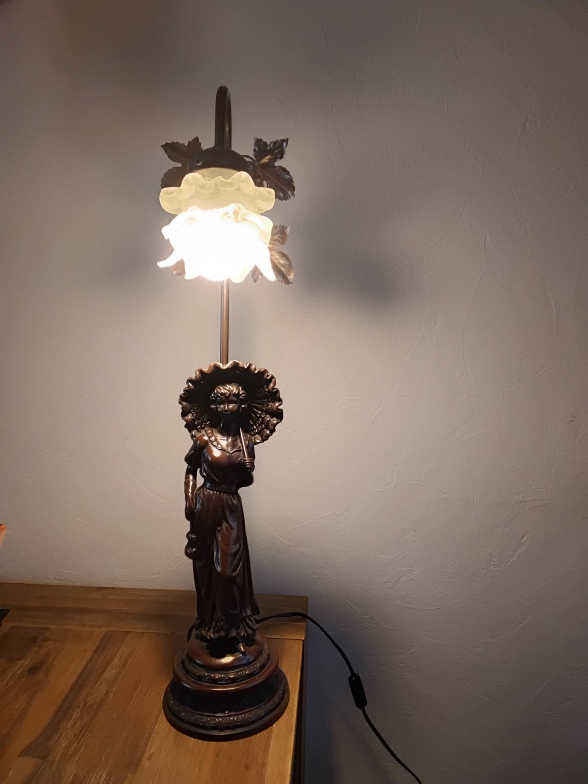 Franse Lamp in Polyresin Moreau stijl., Antiek en Kunst, Ophalen