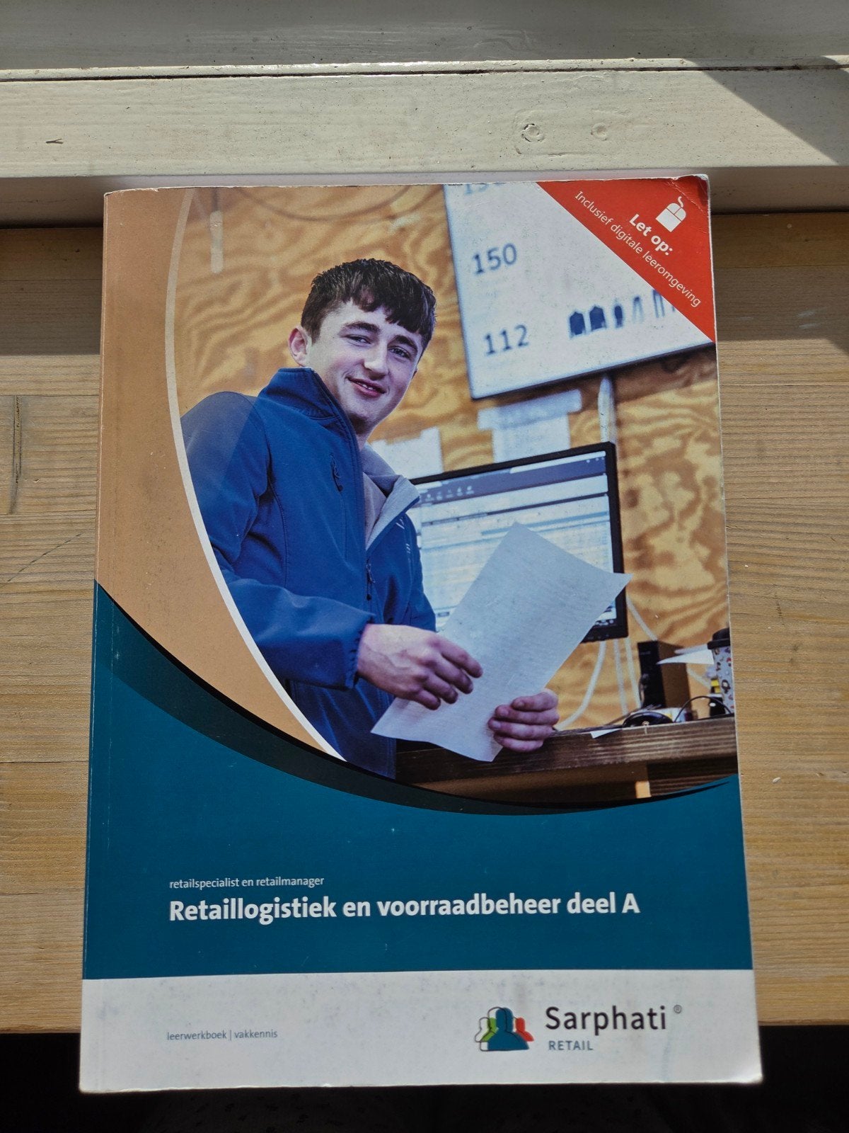 Retail Logistiek en Voorraadbeheer Deel A - Sarphati Retail, Boeken, Overige vakken, Ophalen of Verzenden, Zo goed als nieuw, Sarphati Retail
