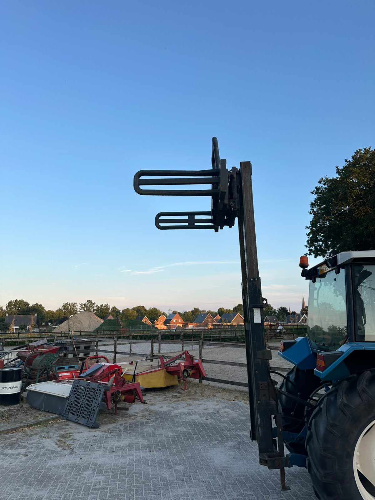 Hefmast met balenklem, Zakelijke goederen, Ophalen, Weidebouw