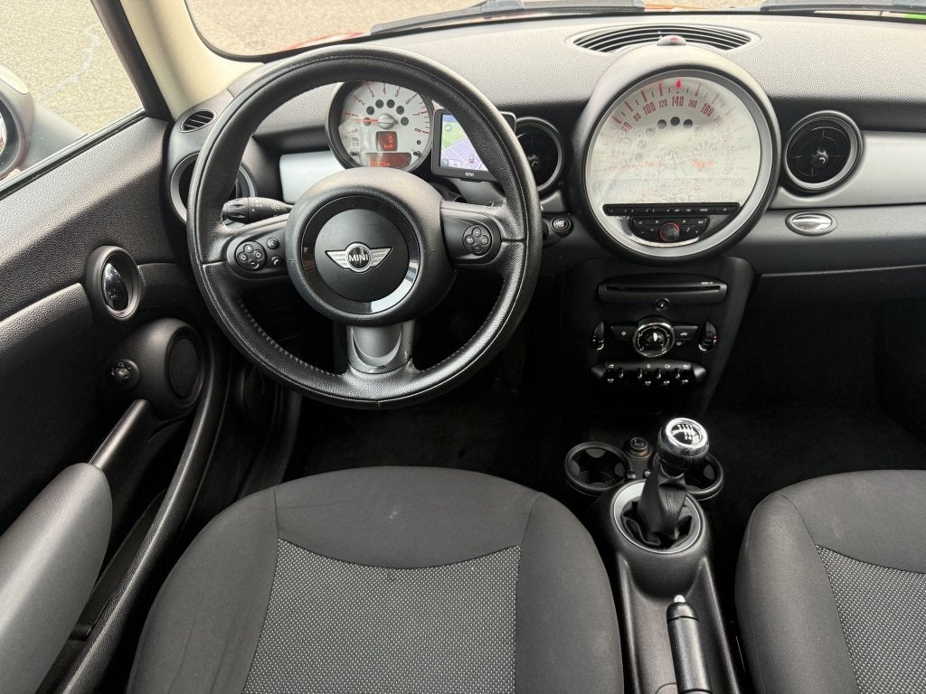 MINI Mini 1.6 One | 6versn | airco | navi | (bj 2012), Auto's, 4 stoelen, Origineel Nederlands, Bedrijf, 75 pk