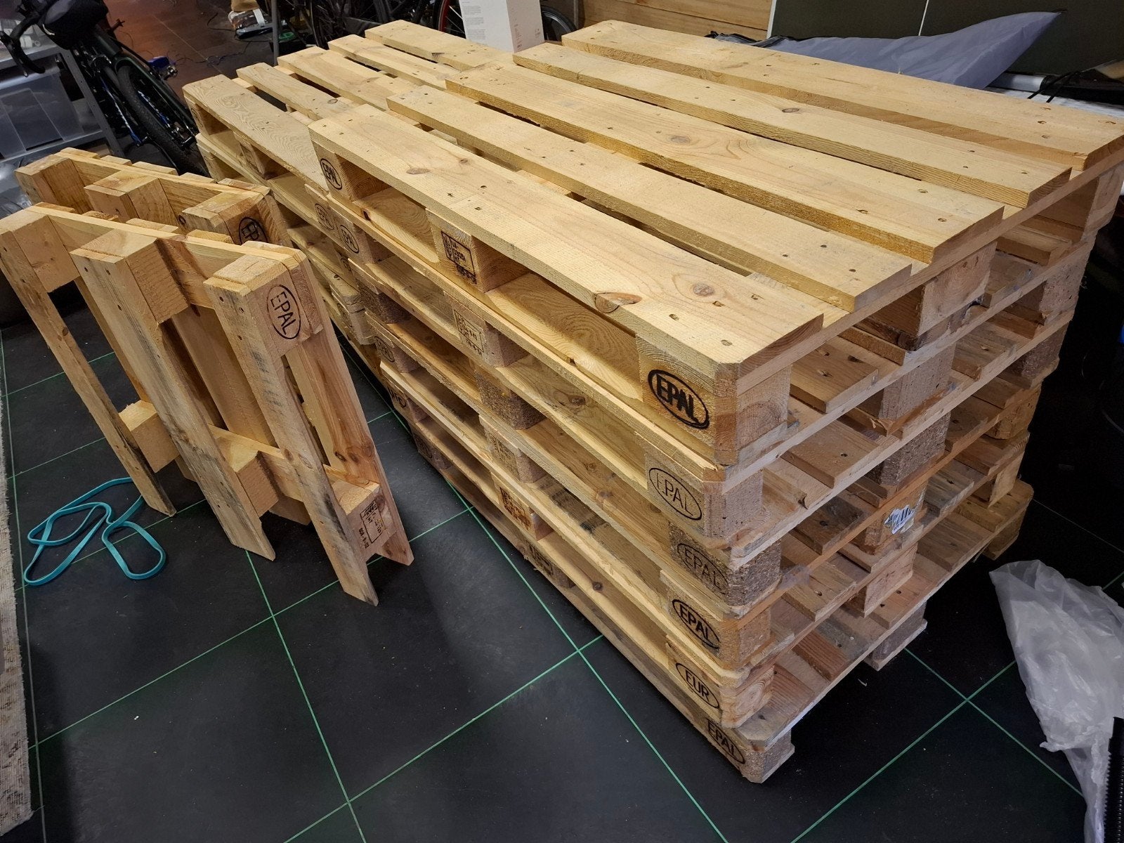 EURO PALETS 11 stuks zgan, Ophalen, Zo goed als nieuw, Minder dan 200 cm, Vuren