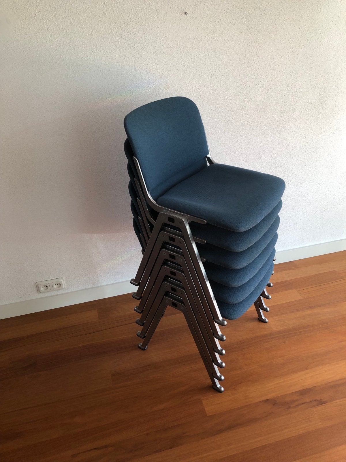 Set van 6 Schröder en Henzelmann stapelbare castelli stoelen, Huis en Inrichting, Stoelen, Gebruikt, Vijf, Zes of meer stoelen