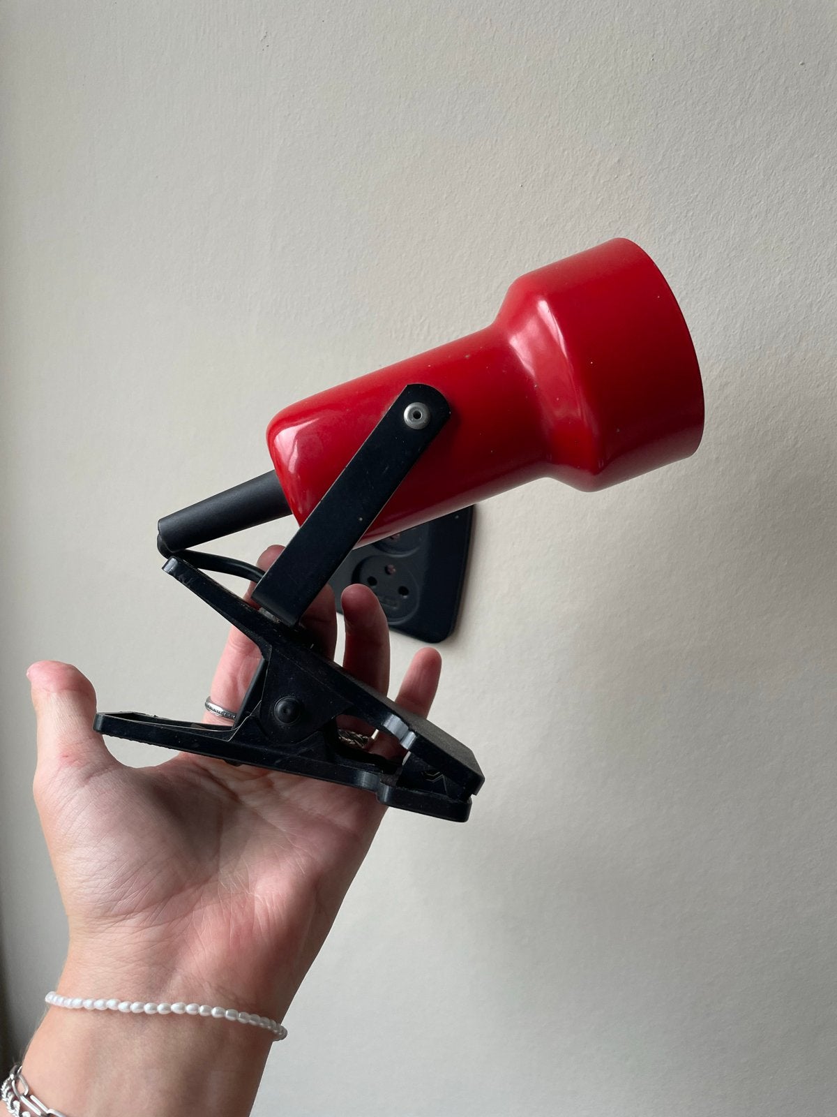 Retro Hema knijplamp rood - Vintage klemlamp, Met schakelaar, Overige merken, Gebruikt, Kunststof