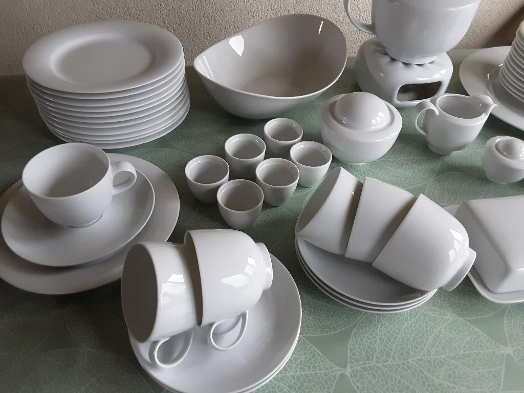Hutschenreuther Galleria Bianco serviesdelen losse verkoop, Ophalen of Verzenden, Zo goed als nieuw, Overige stijlen, Kop(pen) en/of Schotel(s)