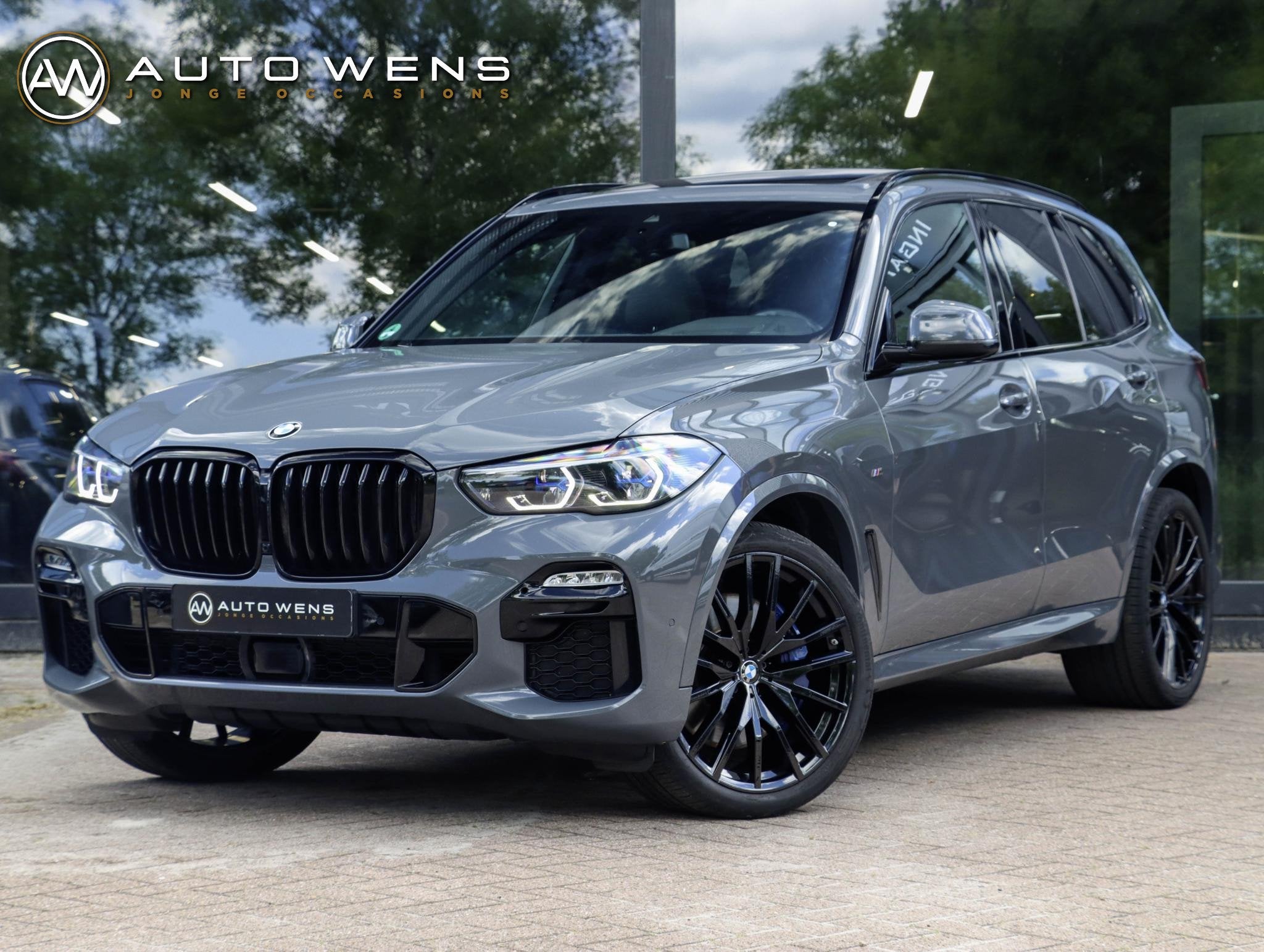 BMW X5 M50i 530pk | Achterasbesturing | Laser | ACC | Sky Lo, Gebruikt, 4395 cc, Automatische klimaatregeling, Leder