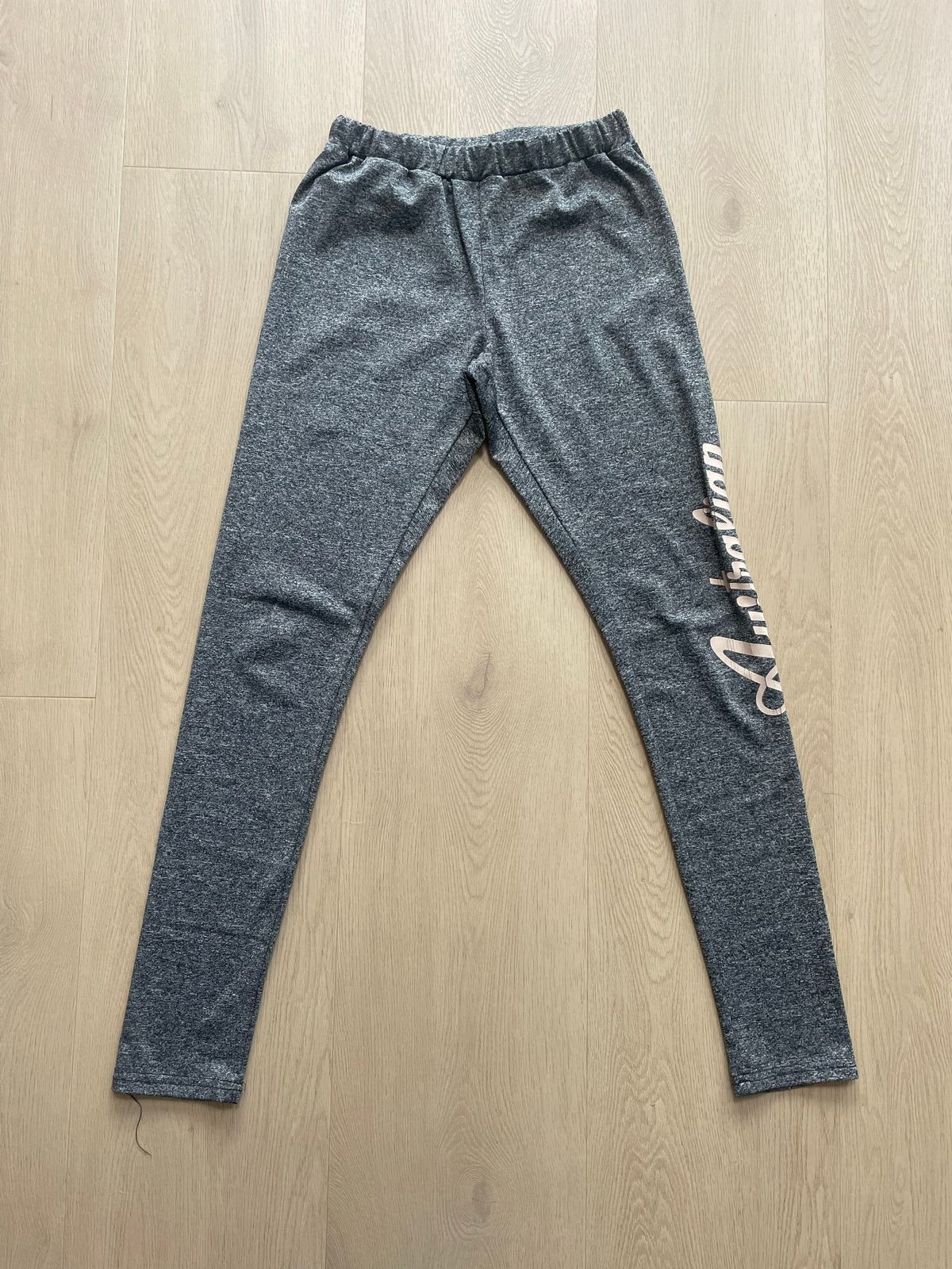 Australian Legging Maat M, Legging, Maat 40/42 (M), Ophalen of Verzenden, Grijs