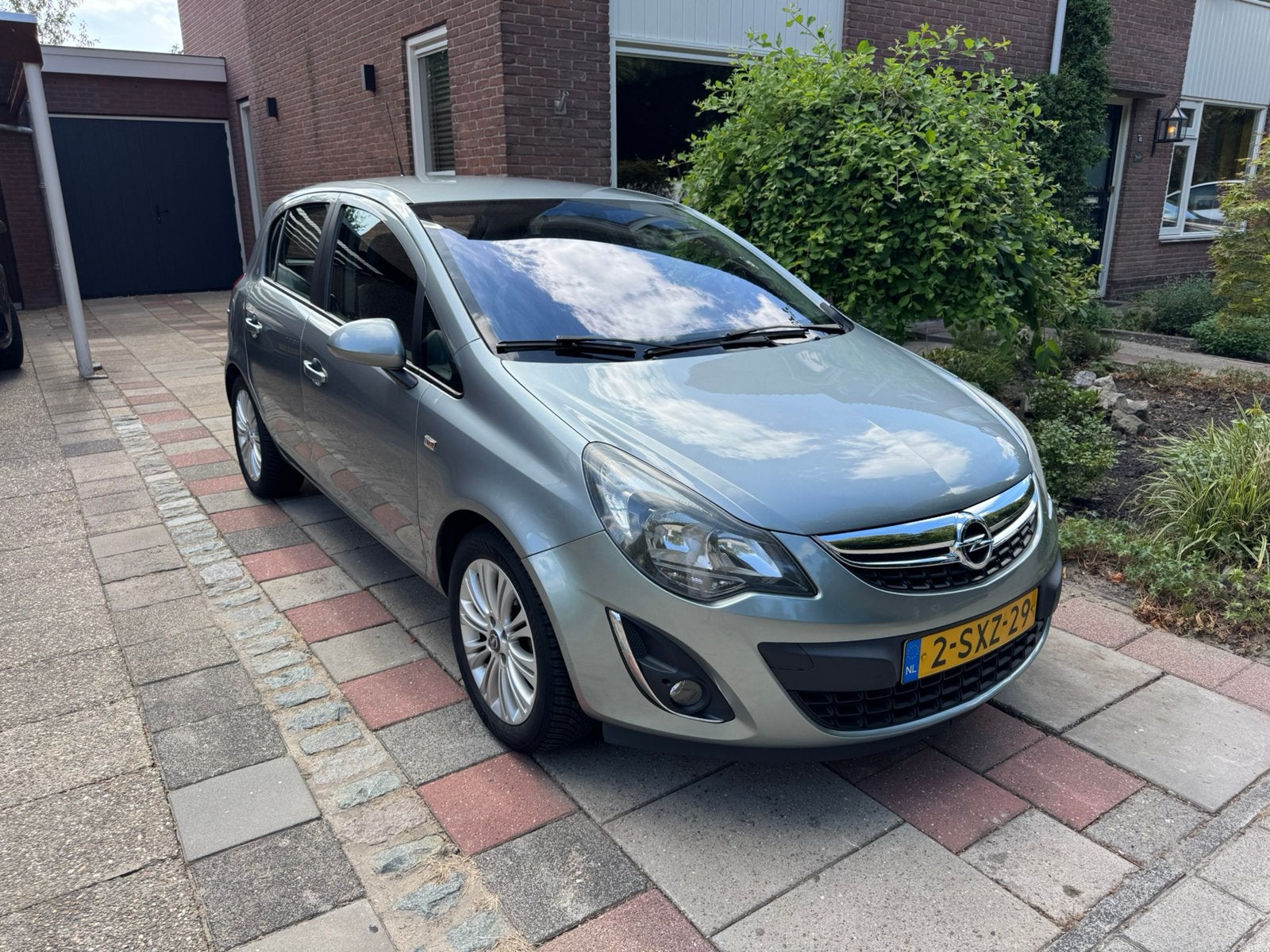 Opel Corsa 1.2 16V 5D 2014 Grijs, Voorwielaandrijving, 1063 kg, 750 kg, 4 cilinders
