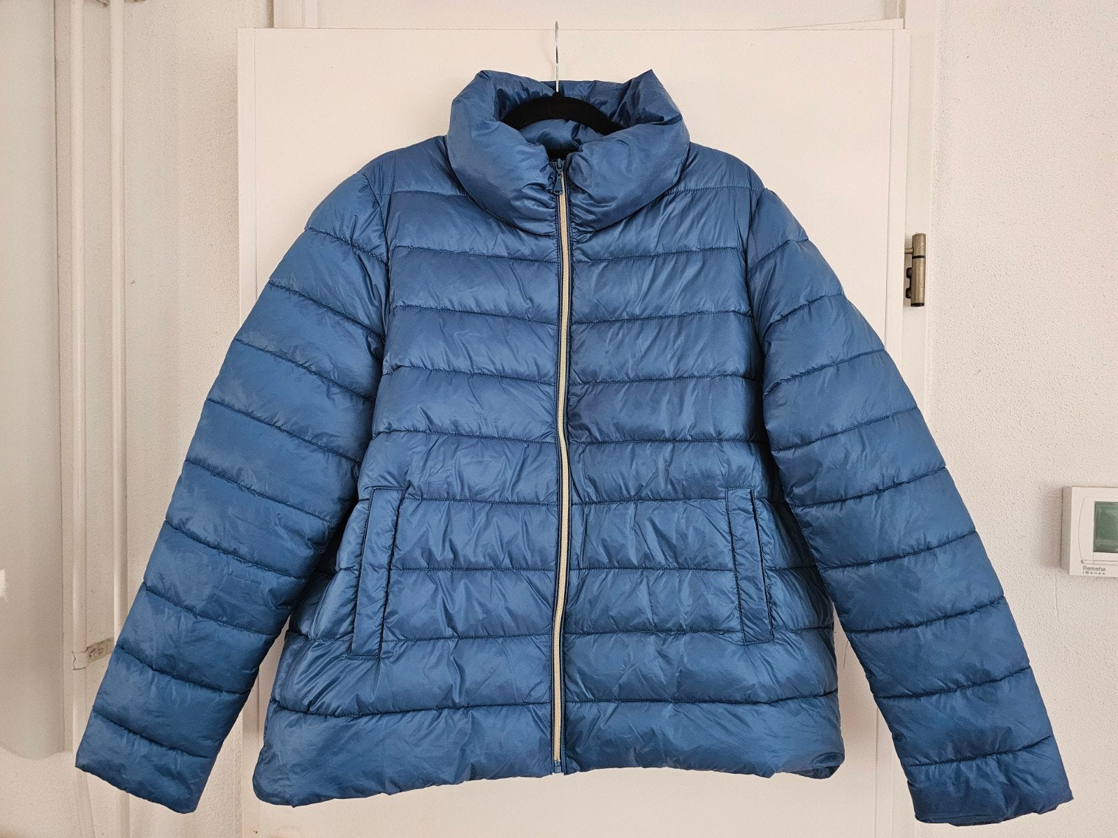 Mooie blauwe winterjas Norah maat 44, Blauw, Maat 42/44 (L), Ophalen of Verzenden, Norah