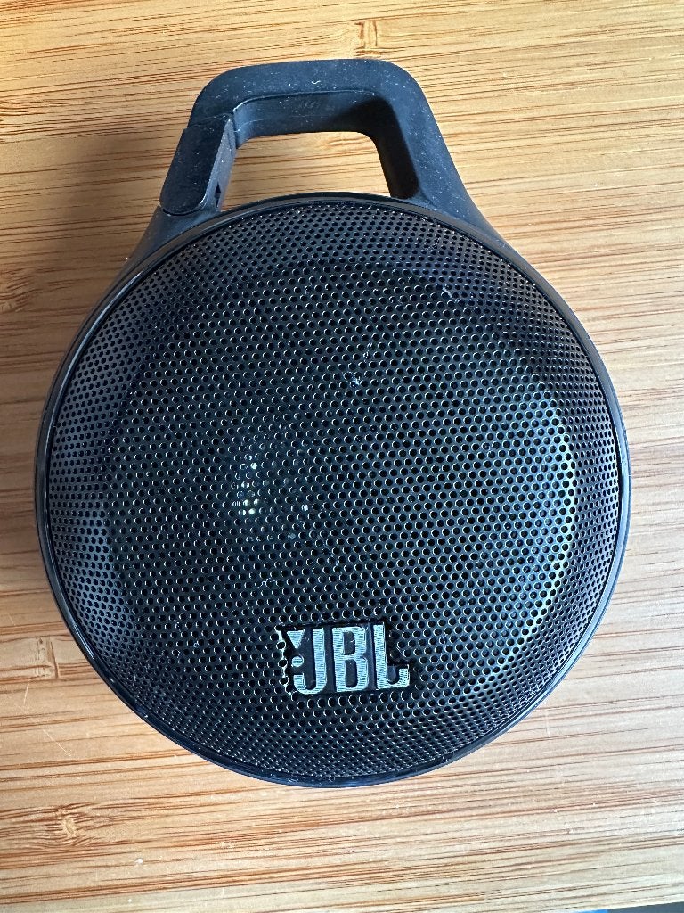 JBL clip, JBL, Overige typen, Ophalen of Verzenden, Zo goed als nieuw