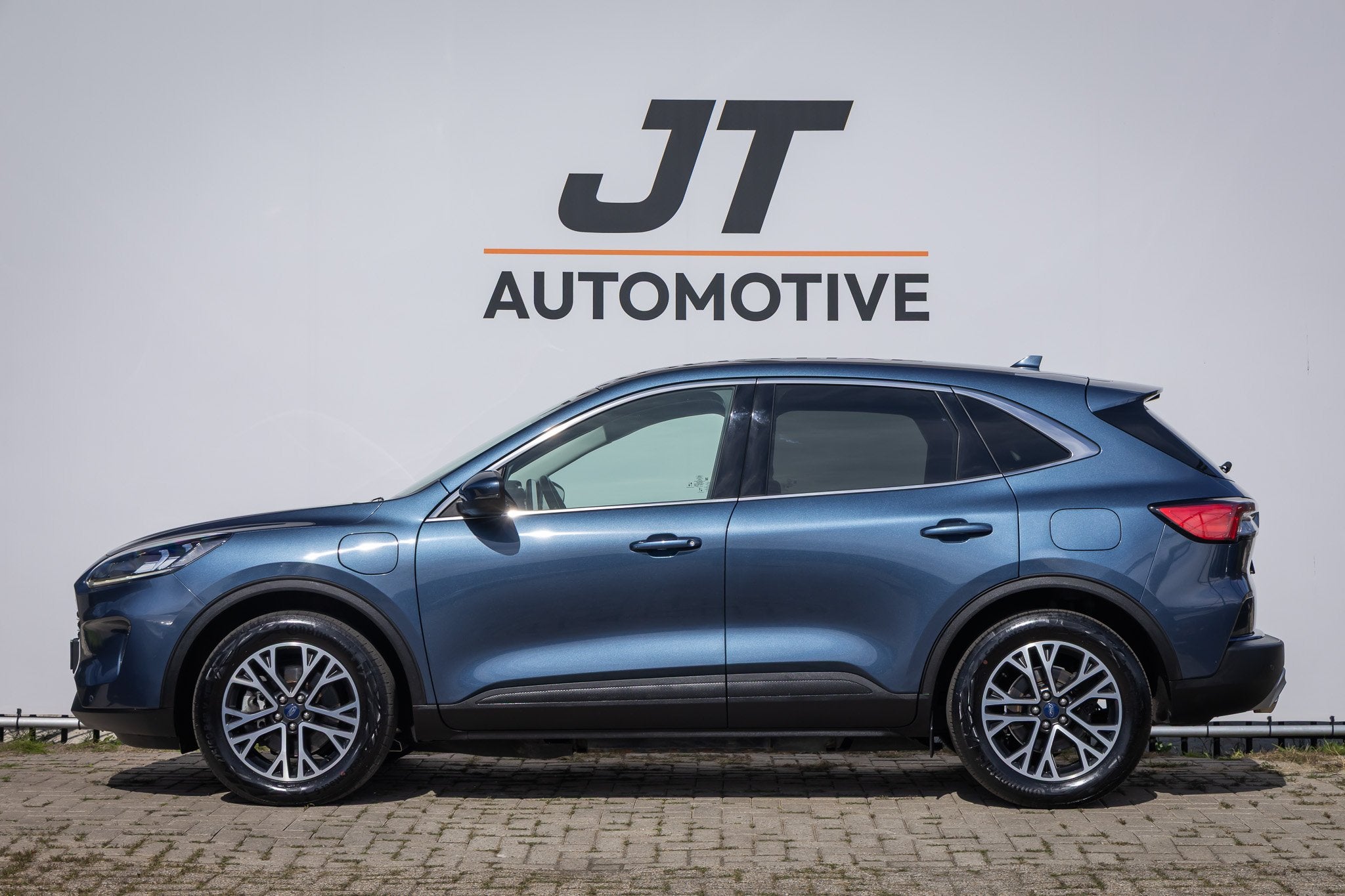 Ford Kuga 2.5 PHEV Titanium X plug in hyb Stoelverwarming |, Auto's, Ford, Gebruikt, Euro 6, 4 cilinders, Blauw