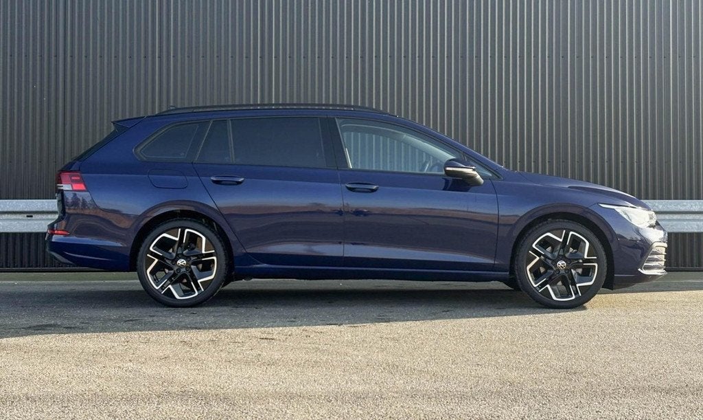 Volkswagen Golf Variant 1.0 TSI 110pk Life | 18" Velgen | Na, Auto's, Voorwielaandrijving, 12 maanden, Stof, Gebruikt