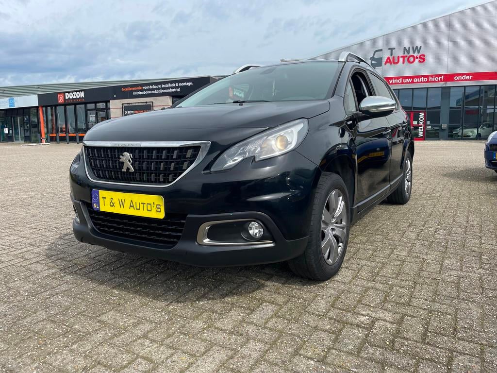 Peugeot 2008 1.2 PureTech Allure facelift, Auto's, Peugeot, Voorwielaandrijving, Gebruikt, 1199 cc, Origineel Nederlands