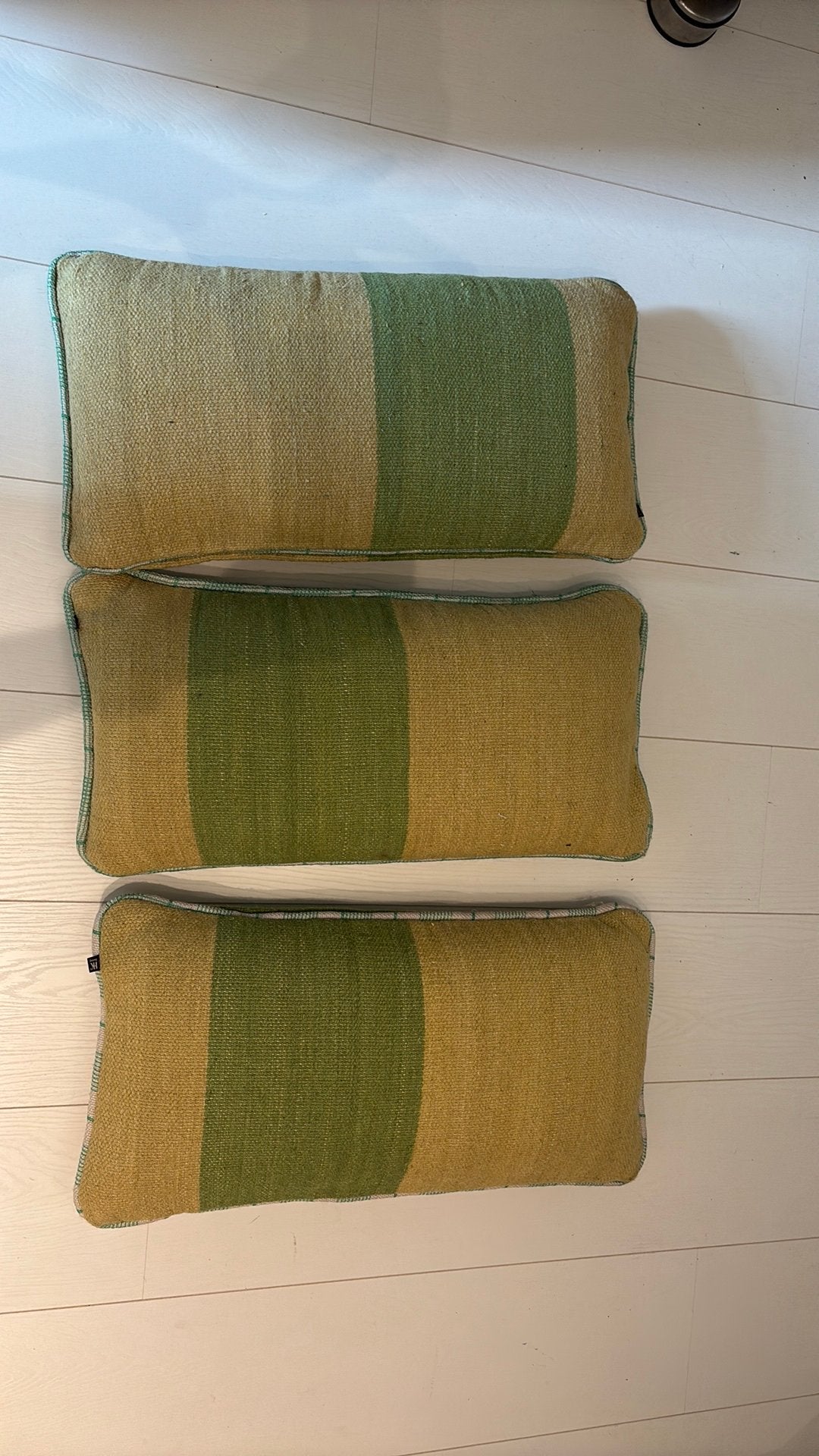 3x hk living kussen 35x70, Ophalen, Zo goed als nieuw, Vierkant
