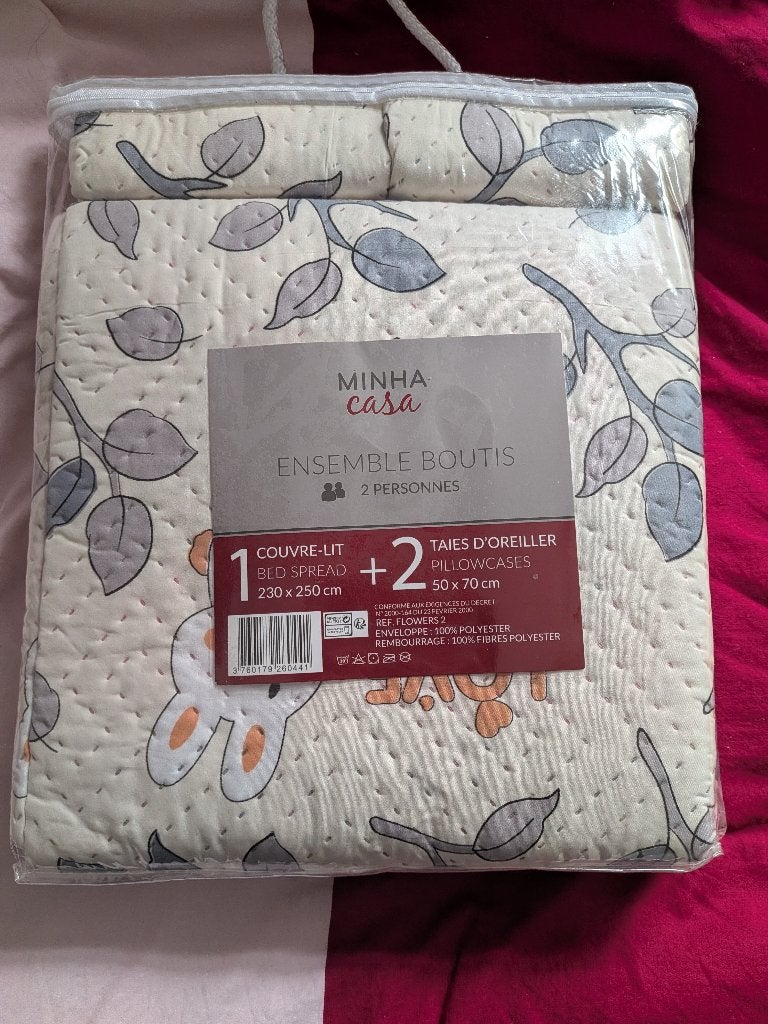 Nieuw in verpakking: Sprei Set 230x250 + 2 Kussenslopen, Beige, Beddengoedset, Ophalen of Verzenden, Overige merken