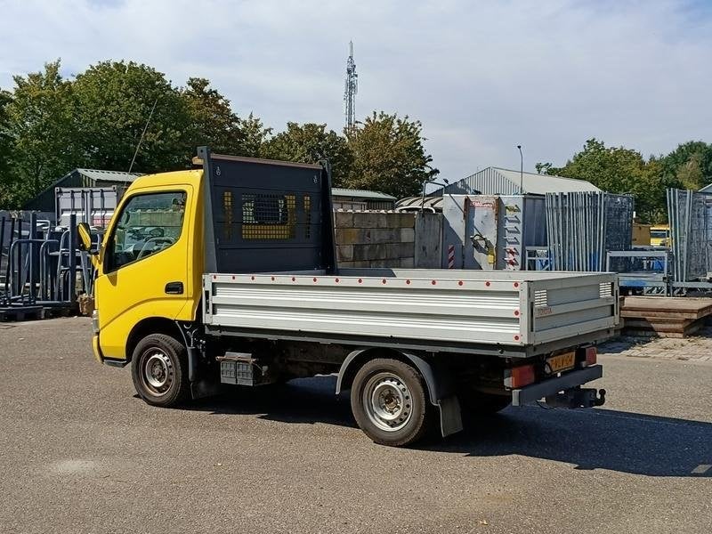 Bedrijfsauto, Toyota, Dyna met open laadbak, 2011, 136 pk, 4 cilinders, 2000 kg, Elektrische ramen